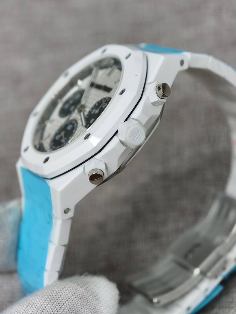 AUDEMARS PIGUET Royal Oak Chronograph 26240 White-White Ceramic-Calibre 4401