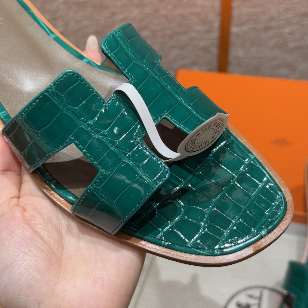 JD-1980 Emerald Alligator Slide Sandals