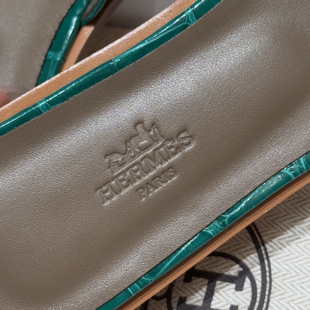 JD-1980 Emerald Alligator Slide Sandals