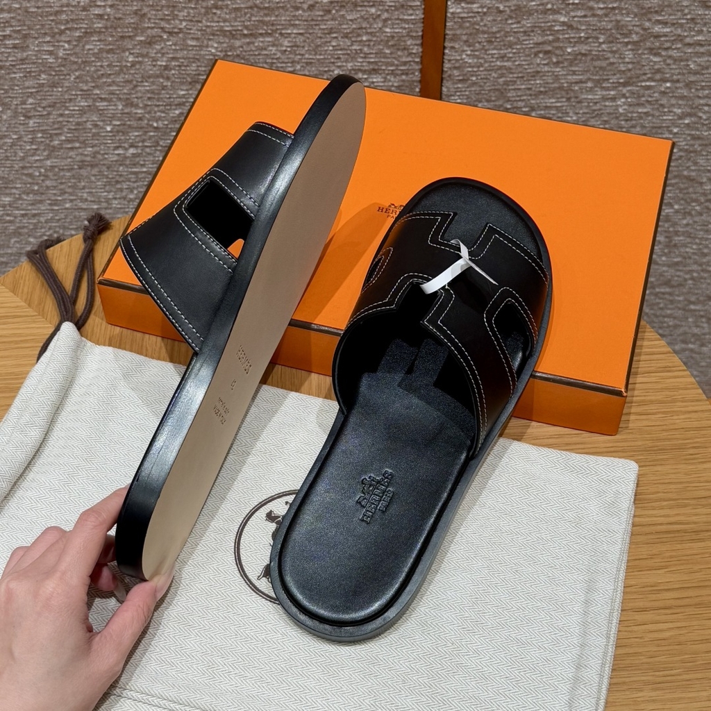 JD-620 Men’s Black Swift Slippers with Dermal Outsole