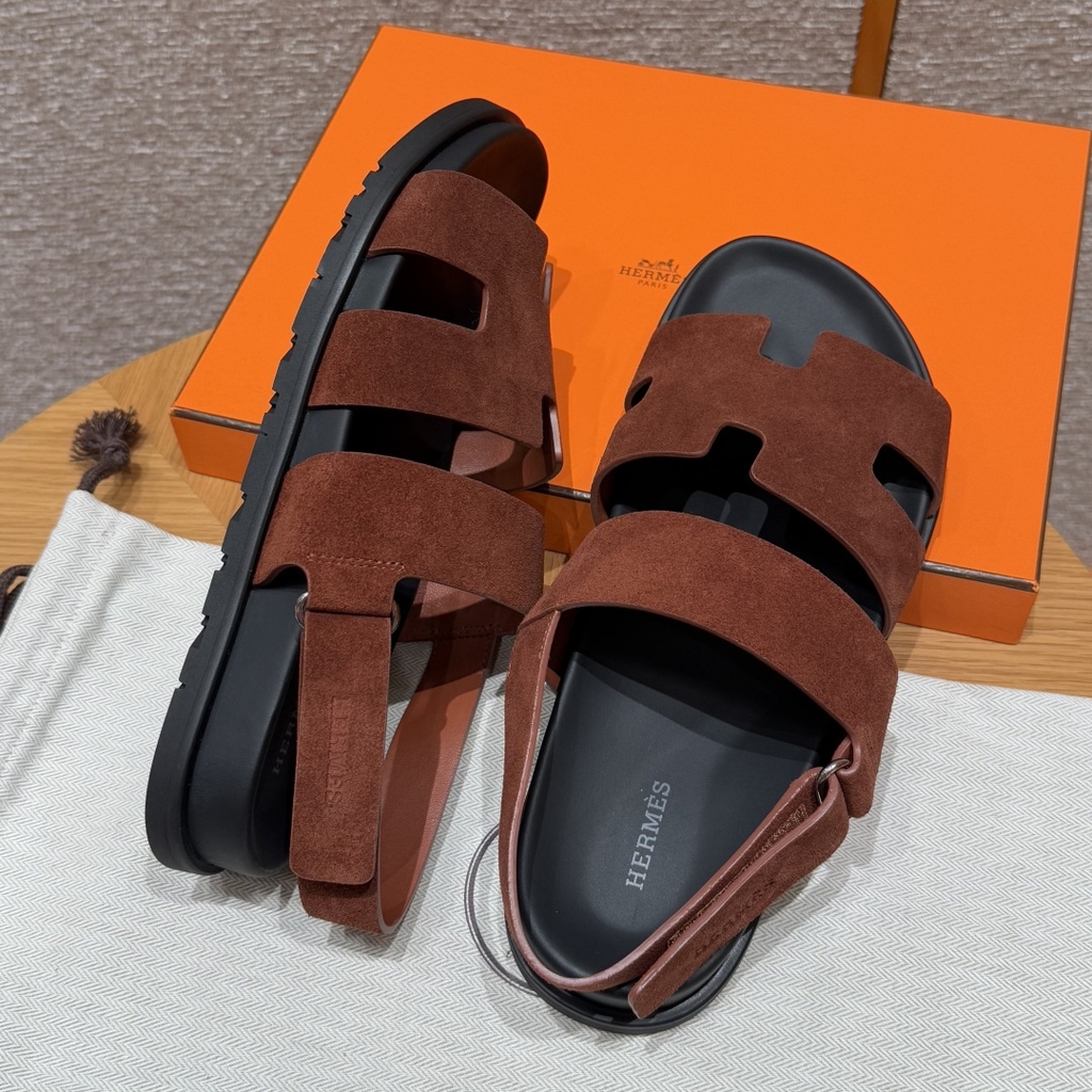 JD-650 179 Genius Nam Sandal Chamois Lesther