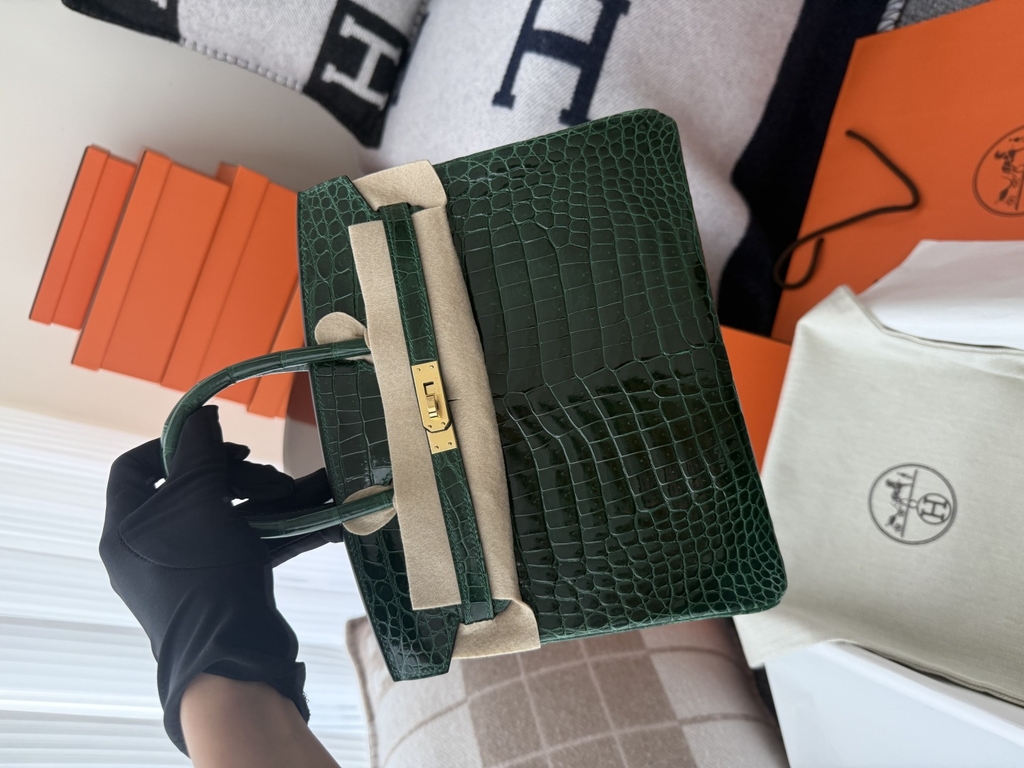 Birkin 25cm Shiny Porosus Crocodile Handbag