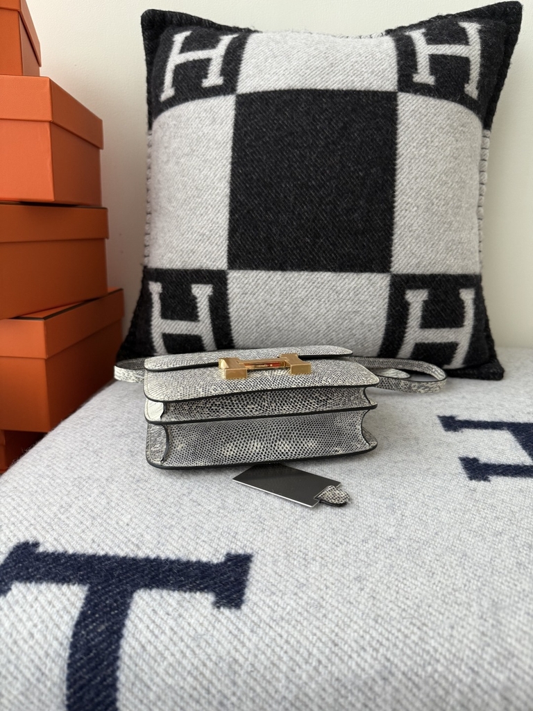 Constance 18cm Lizard Leather Mirror Edition