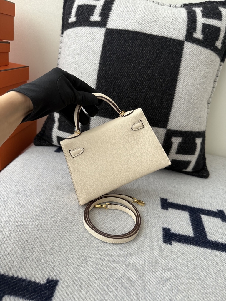 Kelly Mini II Original Leather - Chevre Skin Goat Leather - I2 Nata Cream White