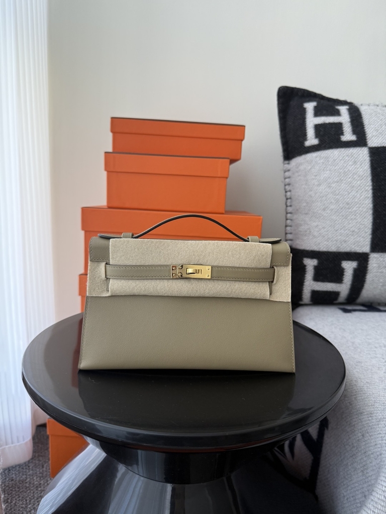 Kelly Pochette 22cm Swift Leather Beige Marfa Gold Hardware