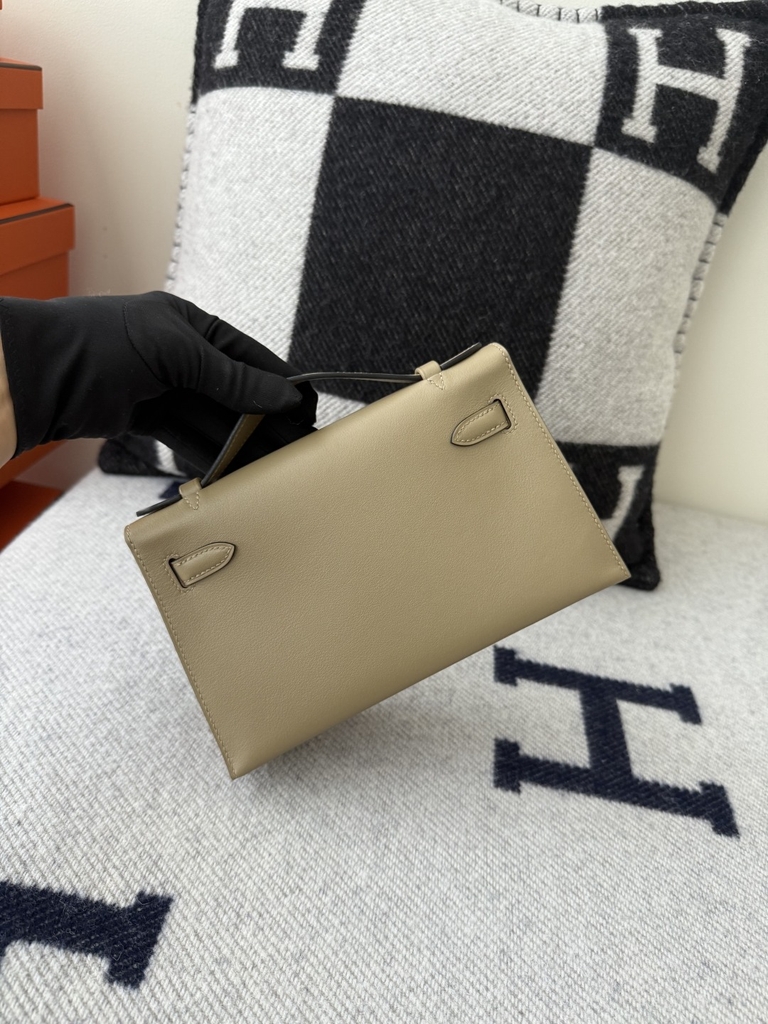 Kelly Pochette 22cm Swift Leather Beige Marfa Gold Hardware
