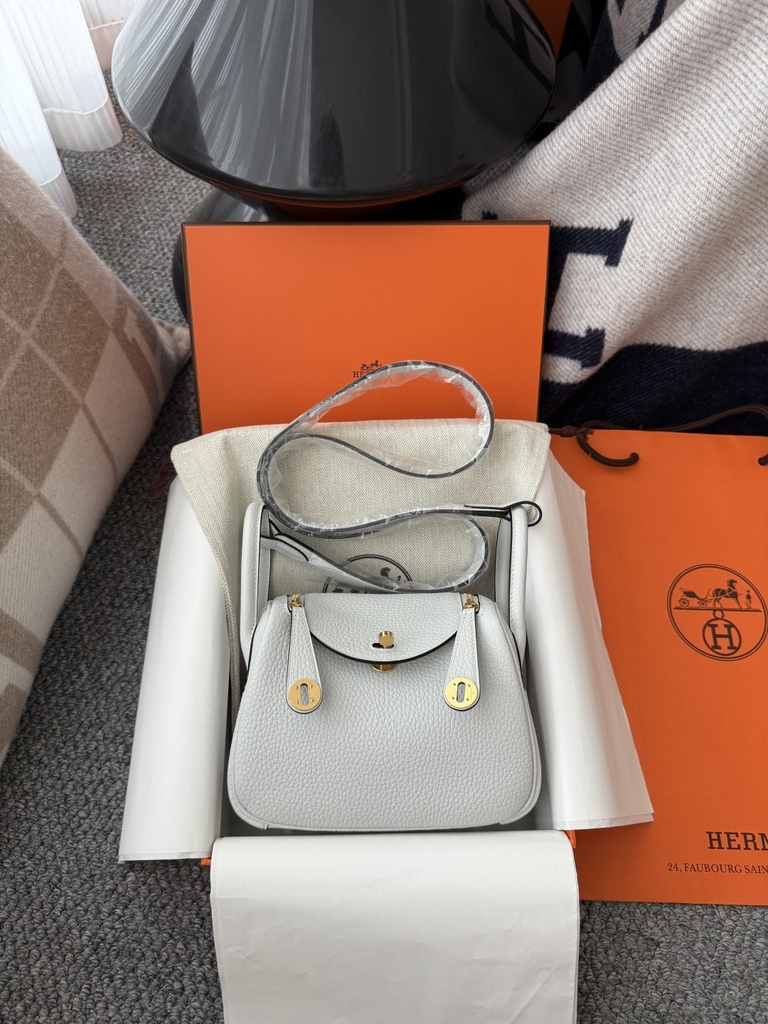 Lindy Mini Clemence Original Leather Bag