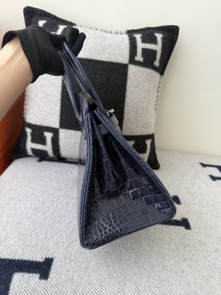 Birkin Platinum 25cm Shiny Porosus Crocodile Handbag