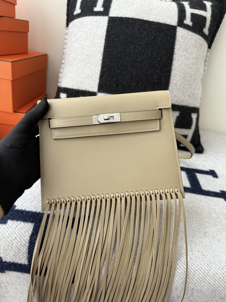 Kelly Danse Anate 22cm Beige Marfa Dance Bag