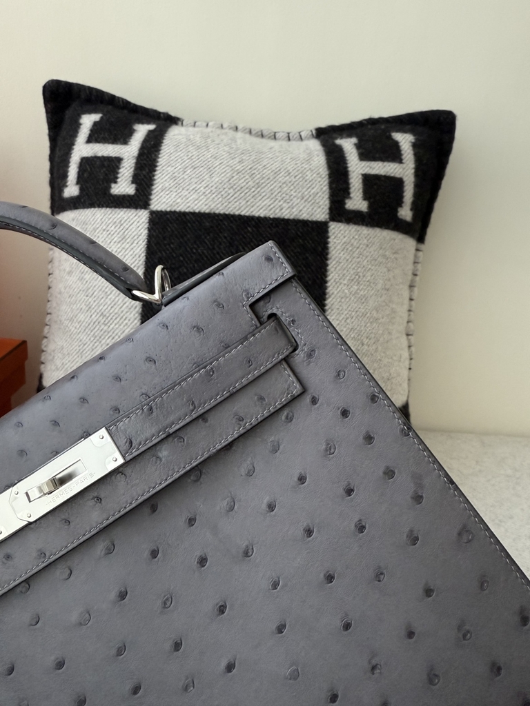 Kelly Original Leather Ostrich Skin Bag 28cm - CK82 Gris Agate