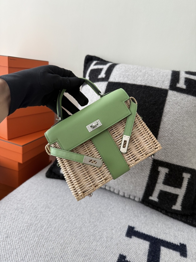 Kelly Mini Picnic Basket 20cm - Handcrafted Osier Willow Weave