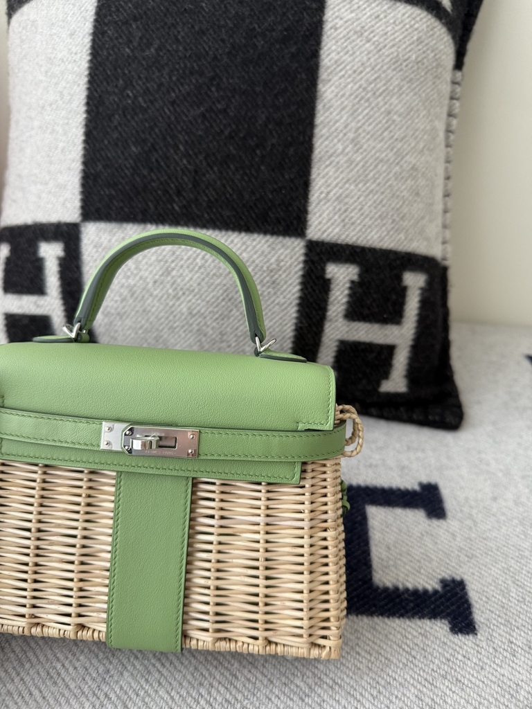 Kelly Mini Picnic Basket 20cm - Handcrafted Osier Willow Weave
