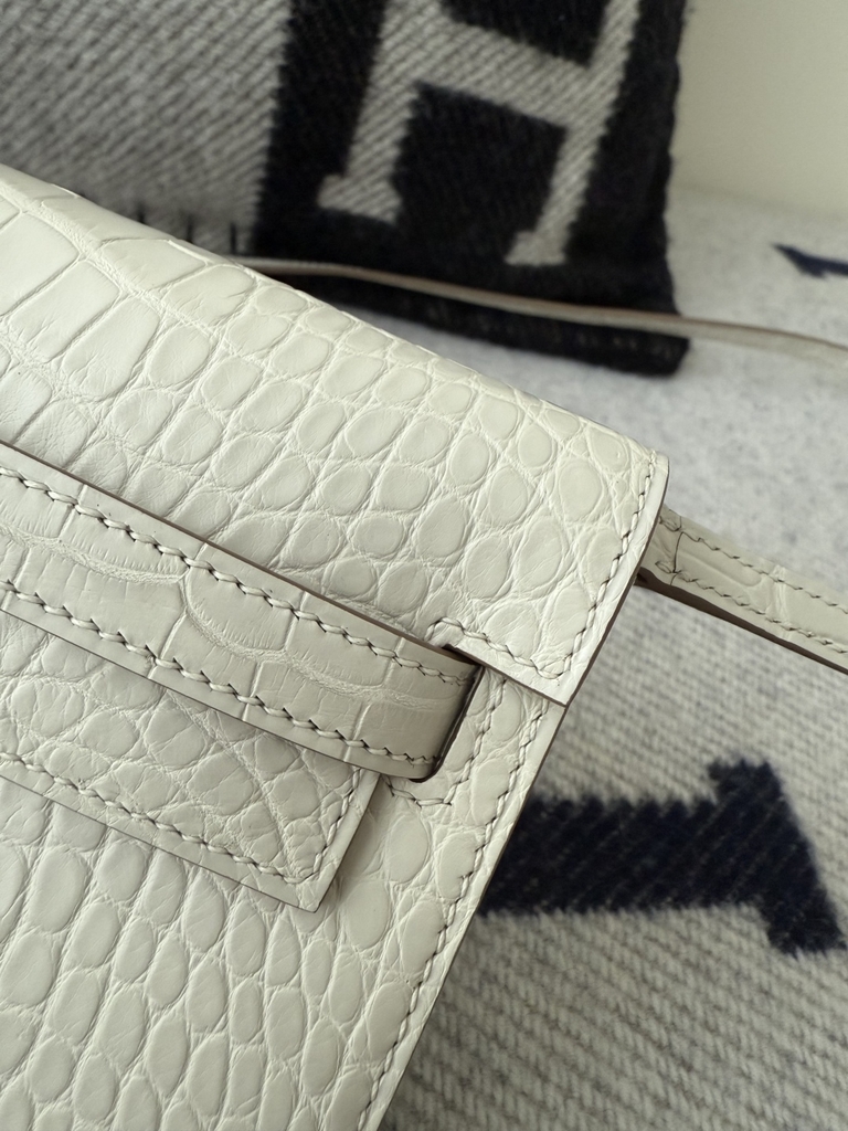 Kelly to go Matte Alligator Crocodile Leather Wallet