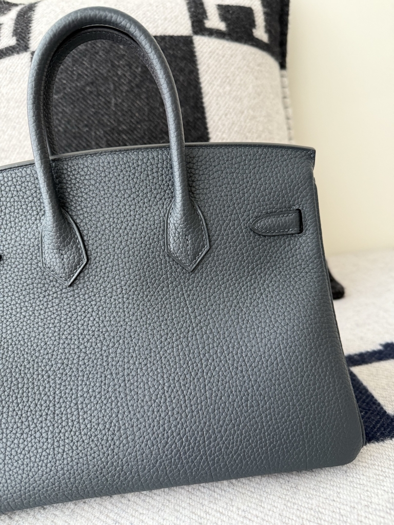 Birkin 25cm Togo Leather Bag - Midnight Blue with Gold Buckle