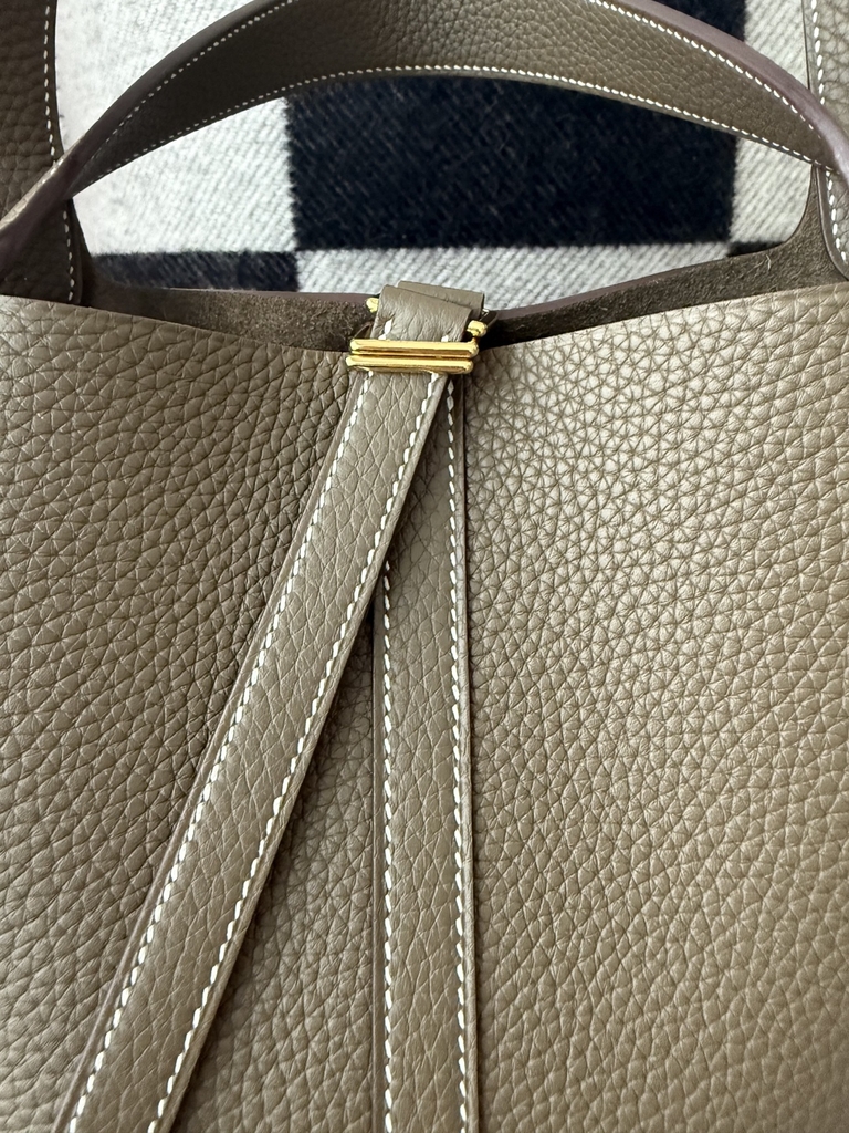 Picotin Lock 22cm Original Leather TC Clemence in Etoupe Grey with Gold Hardware