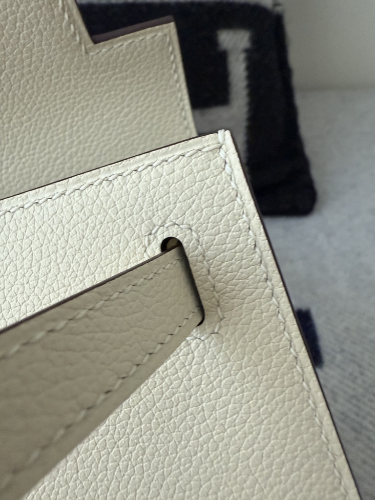 Kelly Danse 22cm Dancing Bag Original Leather Evercolor Cream White with Gold Hardware