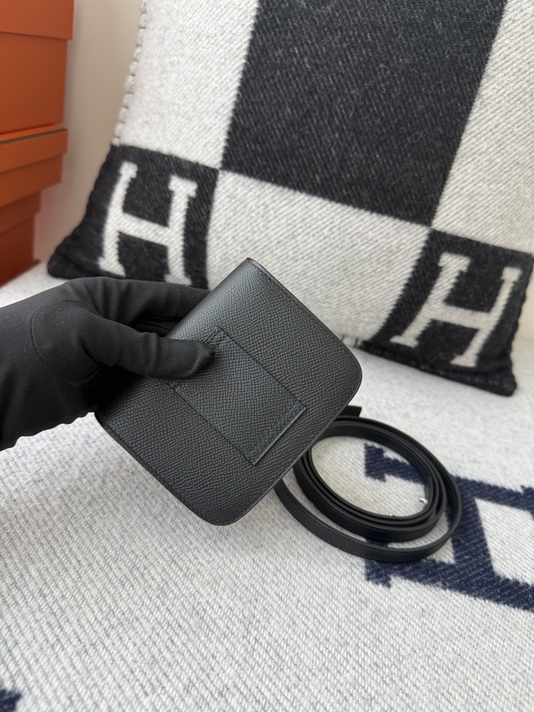 Constance Slim Wallet Original Leather