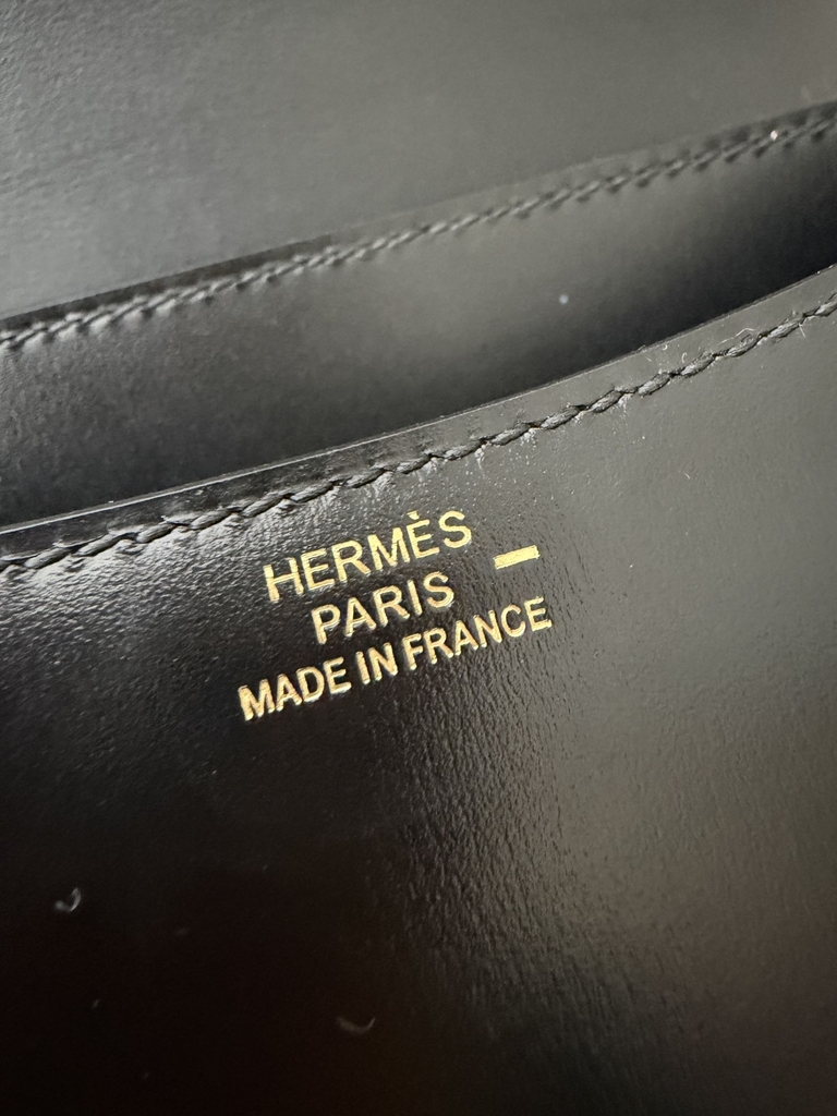 Constance 18cm Luxury Touch Mirror in Cowhide and Lizard Leather