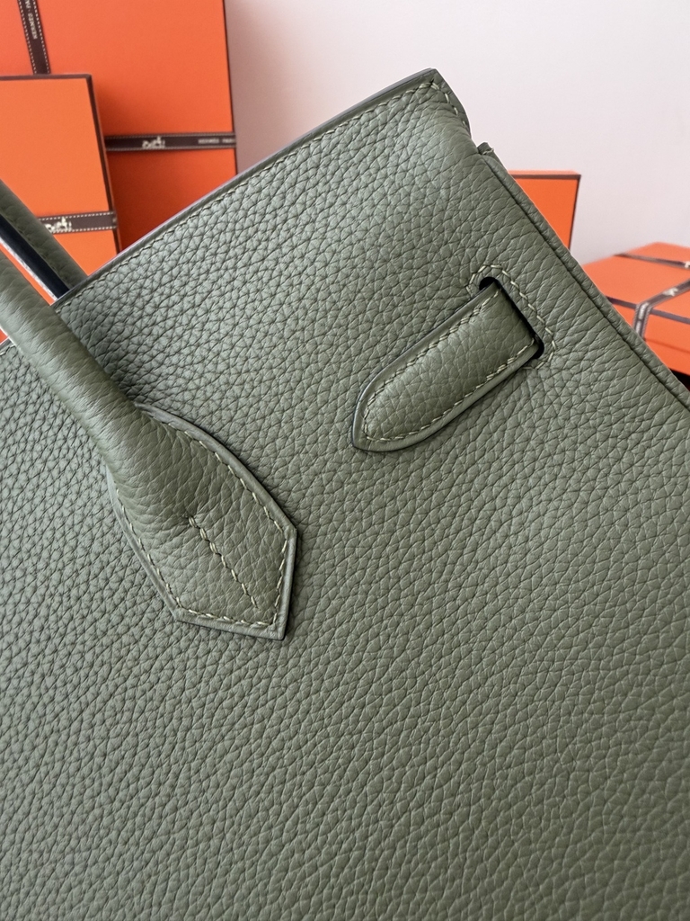 Birkin 30cm Togo Leather Bag V6 Canopy Color Jungle Green Gold Hardware