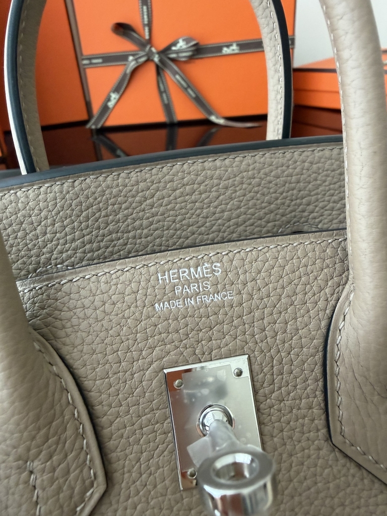 Birkin 25cm Togo Leather Handbag CK81 Gris Tourterelle