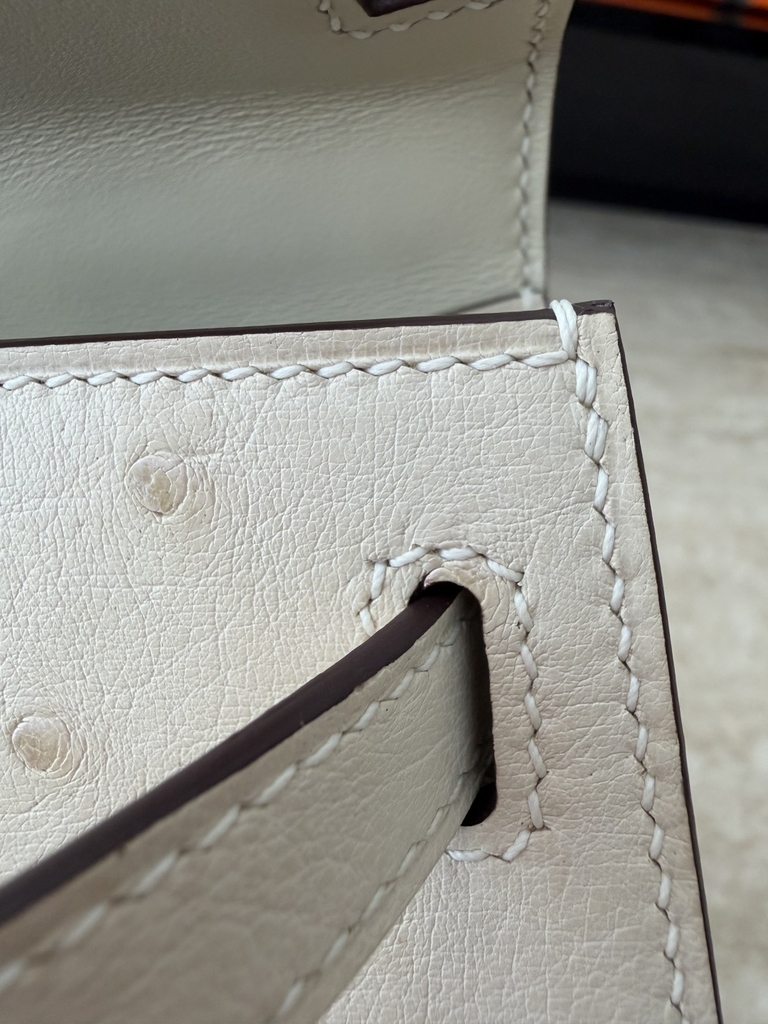 Mini Kelly II Ostrich Leather Bag - Nata Color with Gold Hardware