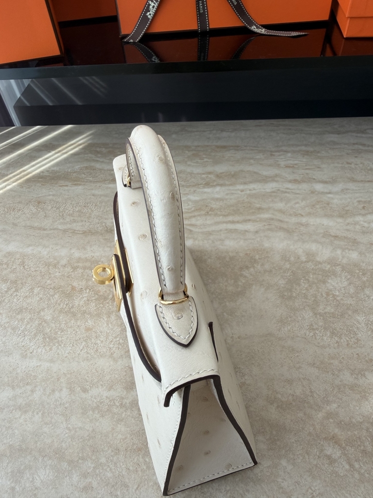 Mini Kelly II Ostrich Leather Bag - Nata Color with Gold Hardware