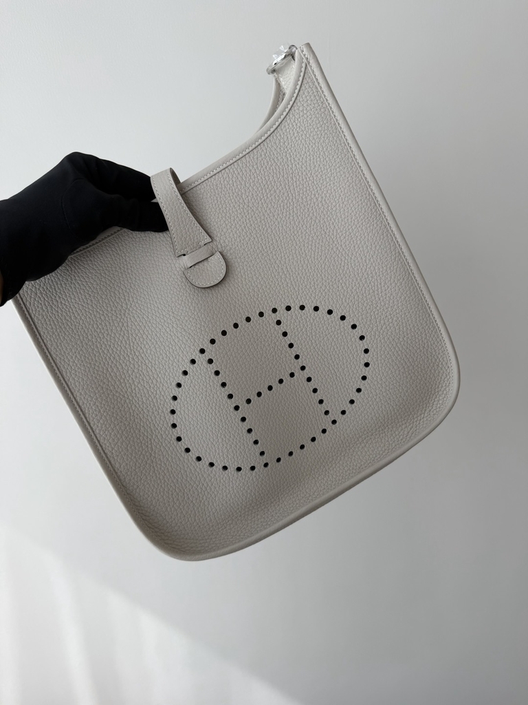 Evelyne 29cm Original Leather CK10 Craie Color Handbag