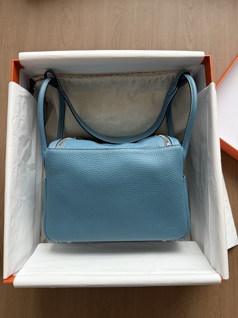 Lindy 26 - New Blue Jeans - Clemence - MPHW