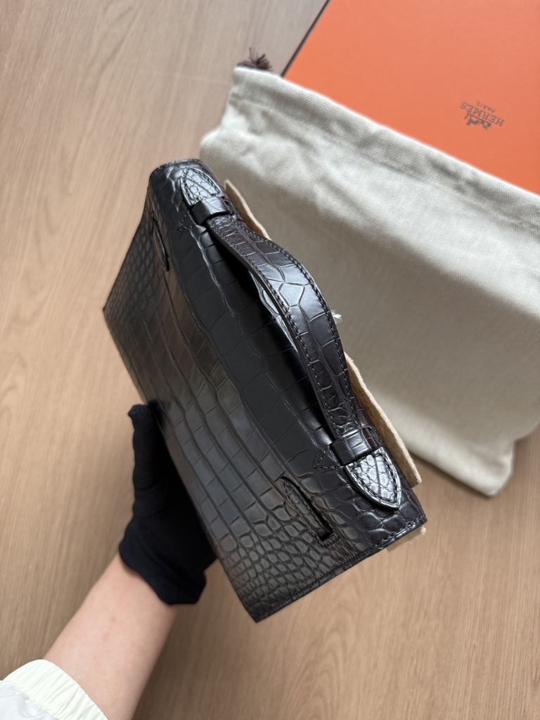 Kelly Pochette - Noir - Matted Alligator - PHW