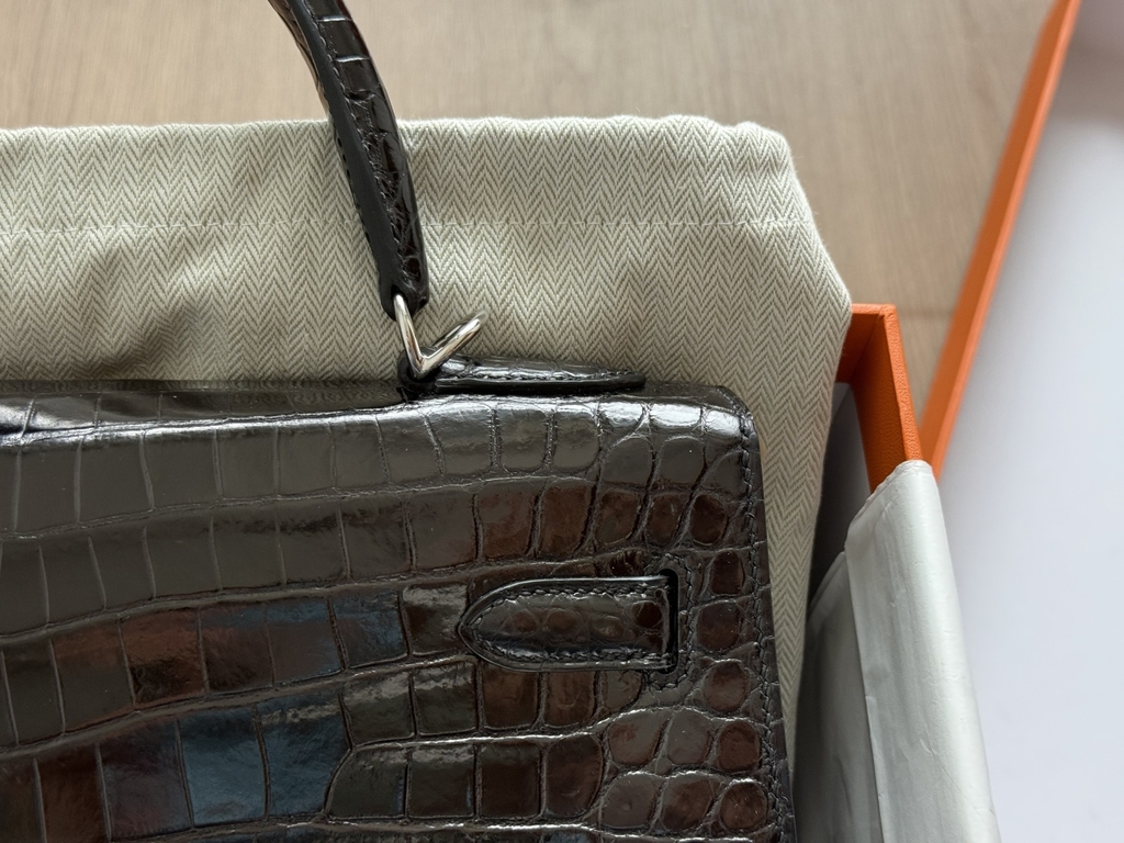 Kelly 32 -  Noir - Shiny Niloticus Crocodile - PHW