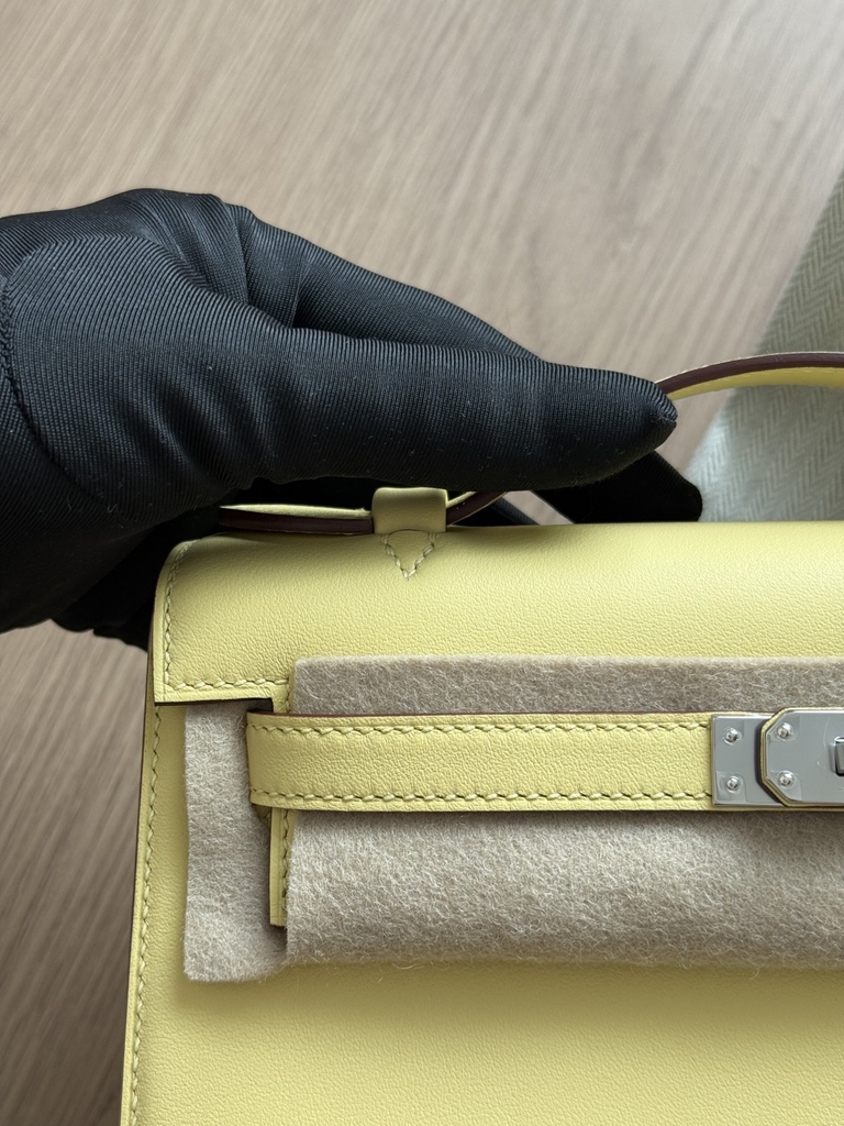 Kelly Pochette - Jauna - Swift - PHW