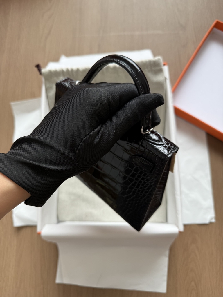 Kelly Mini 2 - Noir - Shiny Alligator - PHW