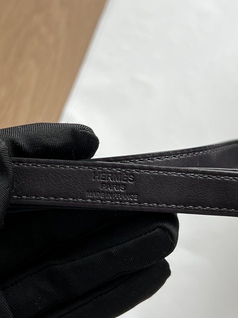 Kelly 25 - Noir - Swift - PHW