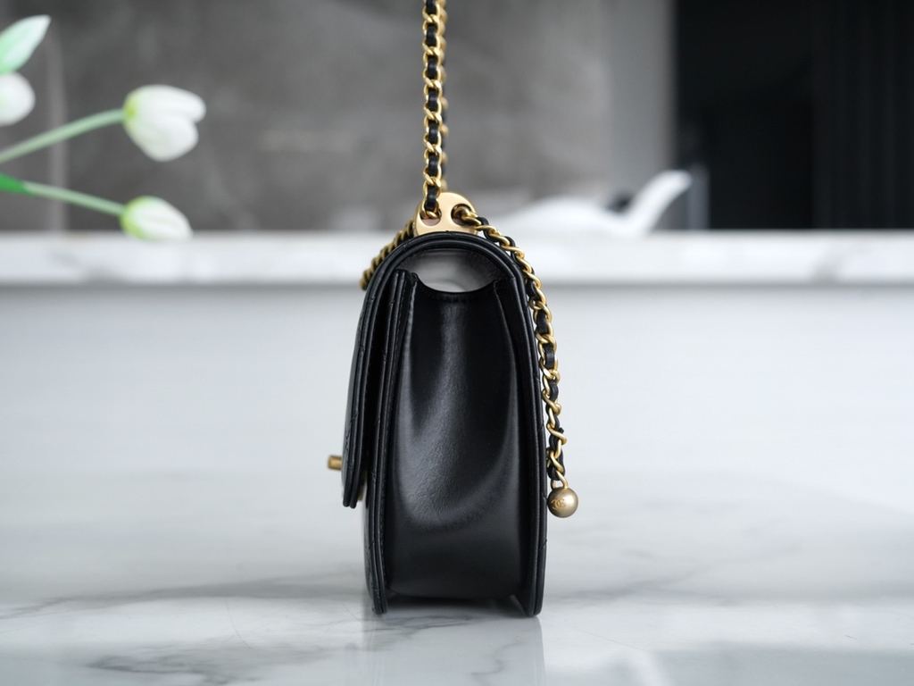 Channel 24C Original Calfskin Double Gold Ball 22cm Black