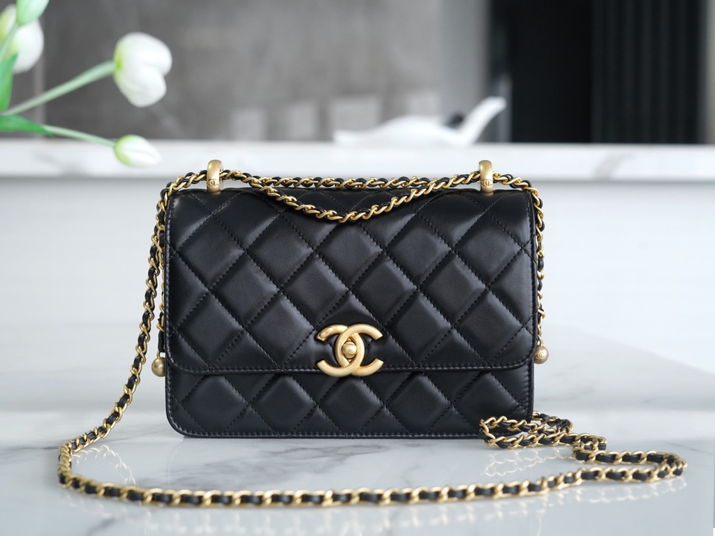 Channel 24C Original Calfskin Double Gold Ball 22cm Black