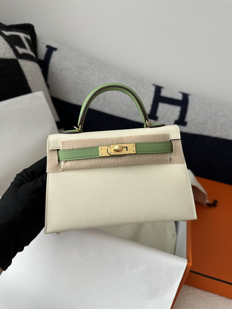 Kelly Mini II Epsom Textured Calfskin Leather CC10 Craie Milkshake White & 3I Vert Criquet Avocado Green Gold Hardware