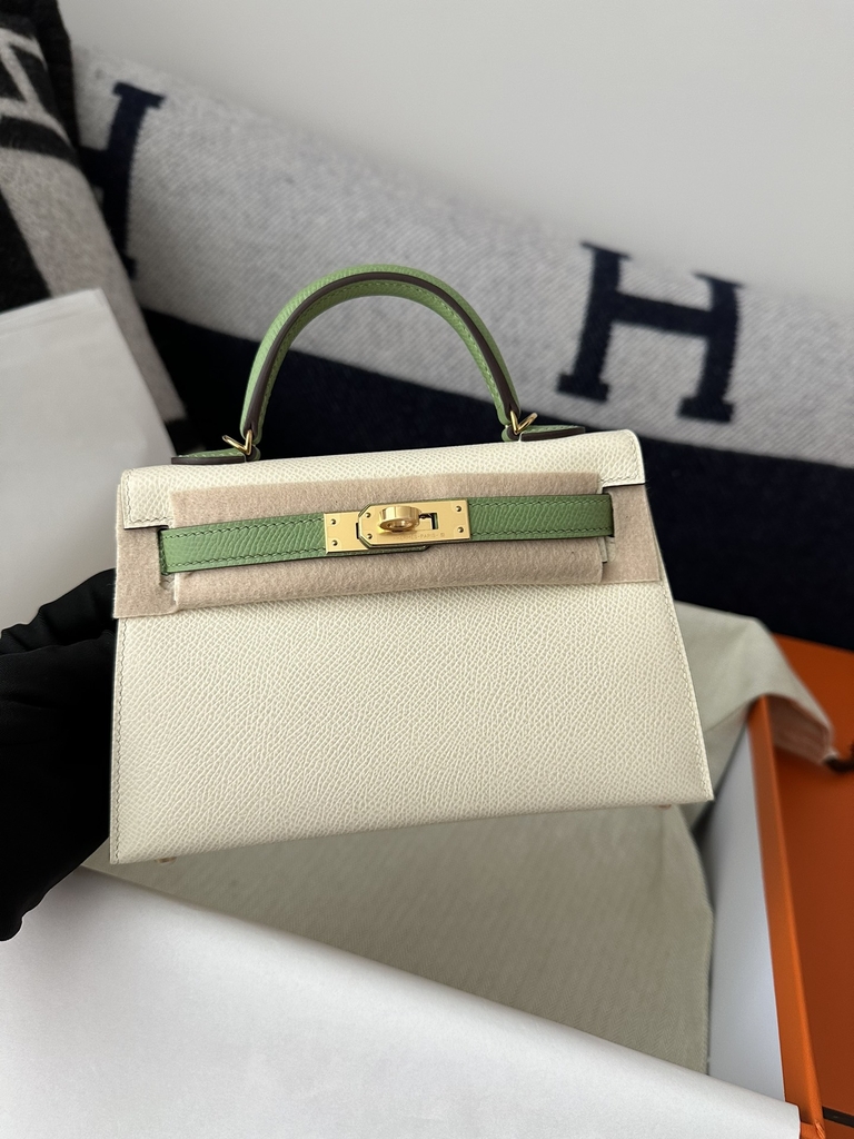 Kelly Mini II Epsom Textured Calfskin Leather CC10 Craie Milkshake White & 3I Vert Criquet Avocado Green Gold Hardware