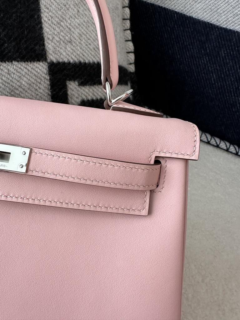 Kelly 25cm Swift Calfskin Leather 3Q Pink Sakura Pink Silver Hardware