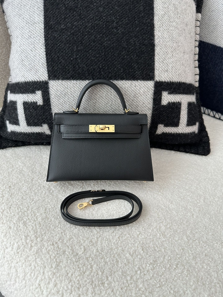 Kelly Mini II Epsom Textured Calfskin Leather CC89 Noir Black Gold Hardware 100% Handmade with Waxed Thread Stitching