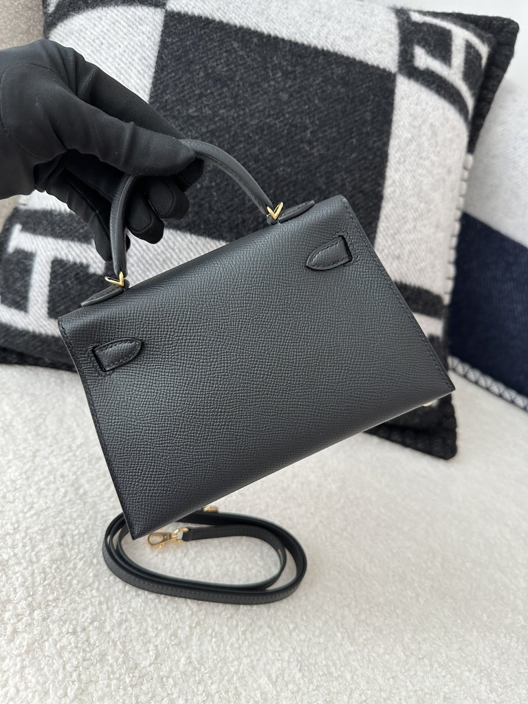Kelly Mini II Epsom Textured Calfskin Leather CC89 Noir Black Gold Hardware 100% Handmade with Waxed Thread Stitching