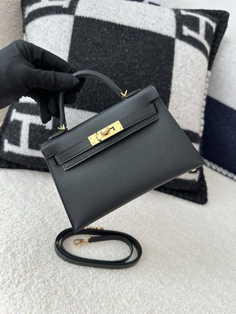 Kelly Mini II Epsom Textured Calfskin Leather CC89 Noir Black Gold Hardware 100% Handmade with Waxed Thread Stitching
