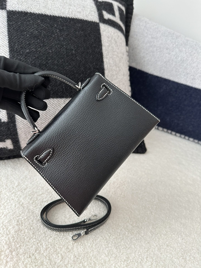 Kelly Mini II, Imported Chevre Goat Leather, CK89 Noir Black & Q5 Rouge Casaque Red with Silver Hardware.
