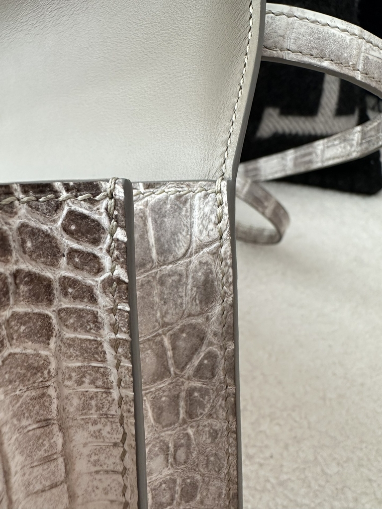 Constance 18cm, Himalaya Crocodile, Imported Premium Leather, 01 Himalaya with Silver Hardware, 