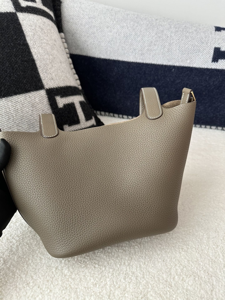Picotin Lock 18cm, Imported Clemence Leather, CC18 Etoupe Grey with Gold Hardware.
