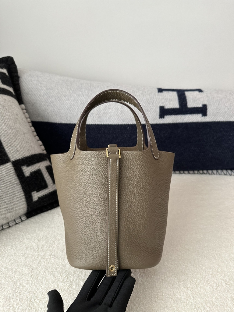 Picotin Lock 18cm, Imported Clemence Leather, CC18 Etoupe Grey with Gold Hardware.