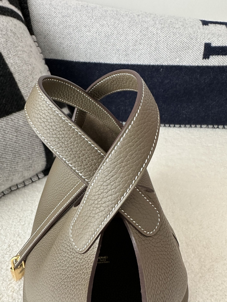 Picotin Lock 18cm, Imported Clemence Leather, CC18 Etoupe Grey with Gold Hardware.