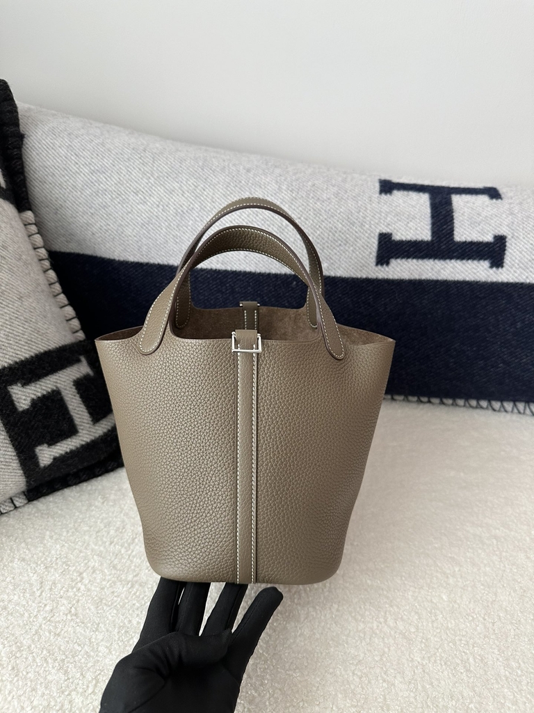 Picotin Lock 18cm, Imported Clemence Leather, CK18 Etoupe Grey with Silver Hardware.