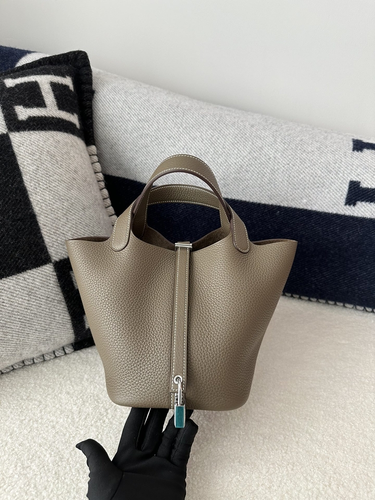 Picotin Lock 18cm, Imported Clemence Leather, CK18 Etoupe Grey with Silver Hardware.