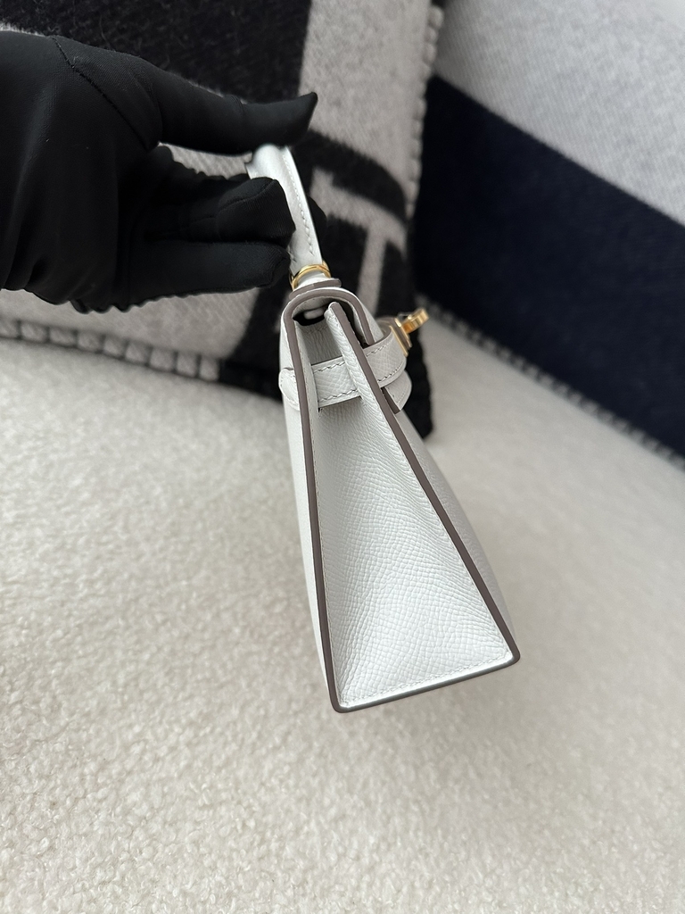 Kelly Mini II, Imported Epsom Grained Leather, M4 Gris Pale with Gold Hardware, Top-Quality Hand-Stitched with Waxed Thread
