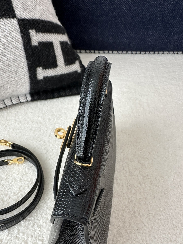 Mini Kelly II, Lizard, Imported Original Luxe Lizard Skin, CC89 Noir (Black) with Gold Hardware.